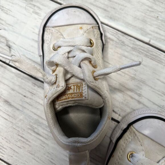 Converse baby white and black rim and gold stars  5 - Picture 3 of 6